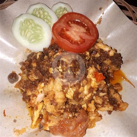 Ayam Geprek Bu Rum Pringgodani Gofood