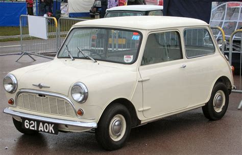 Austin Mini Amazing Classic Cars