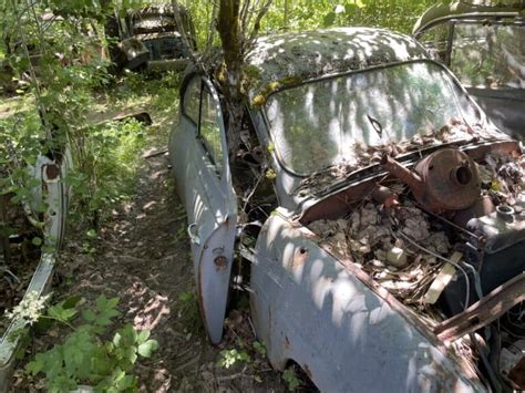 Skrota bilen Tranås 3 500 kr betalt för skrotbilar i Västra Götaland