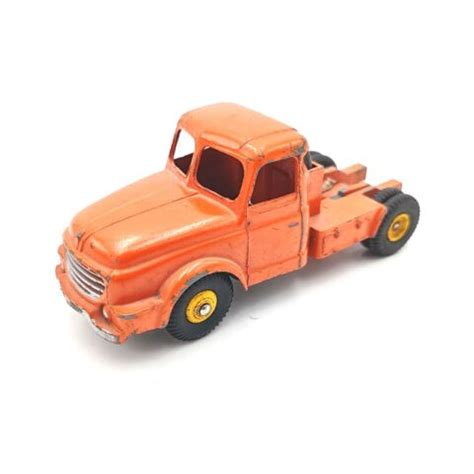 CAMION WILLEME ORANGE 36 PORTE BOIS 1 43 VOITURE MINIATURE DINKY TOYS