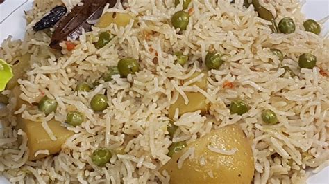 Matar Aloo Pulao How To Make Matar Pulao Pulao Recipe Dinner Recipes