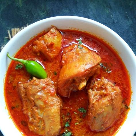 Andhra Style Chicken Curry Recipe Step By Step - Spoons Of Flavor