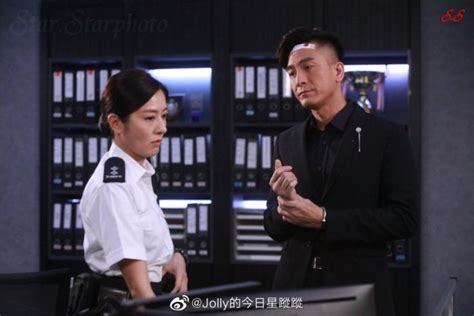 【影视】tvb尺度越来越敢玩！新剧《隐形战队》刘佩玥【大露性感身材 “骑”在马国明身上挑逗疗伤】美到不像话~