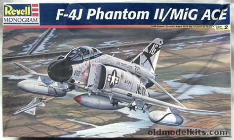 Monogram 1 48 F 4J Phantom II MIG ACE With Cunningham And Driscoll