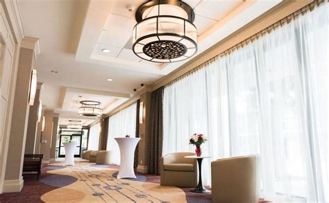 Holiday Inn Long Beach Airport - Long Beach, CA - Wedding Venue