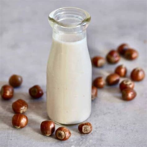 How to Make Hazelnut Milk - Alphafoodie