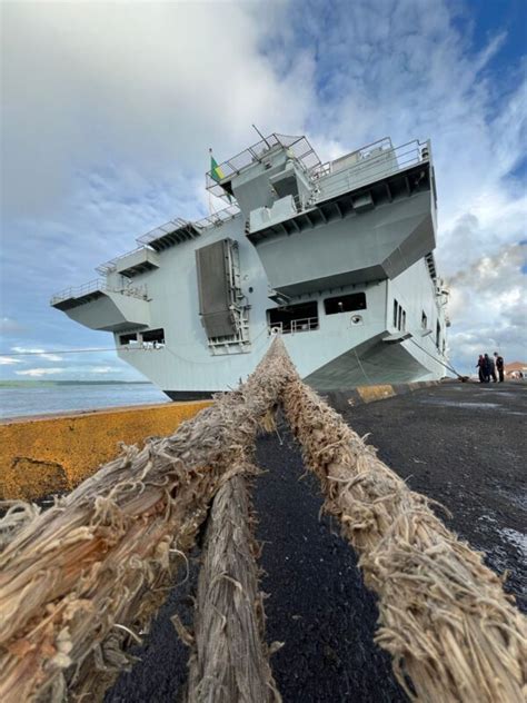 Maior navio de guerra da América Latina já está em Cabedelo e será