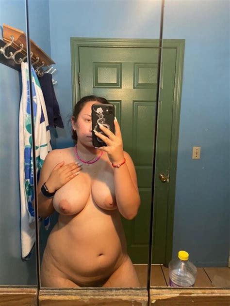 Chubby College Whore IMG Porn Pic