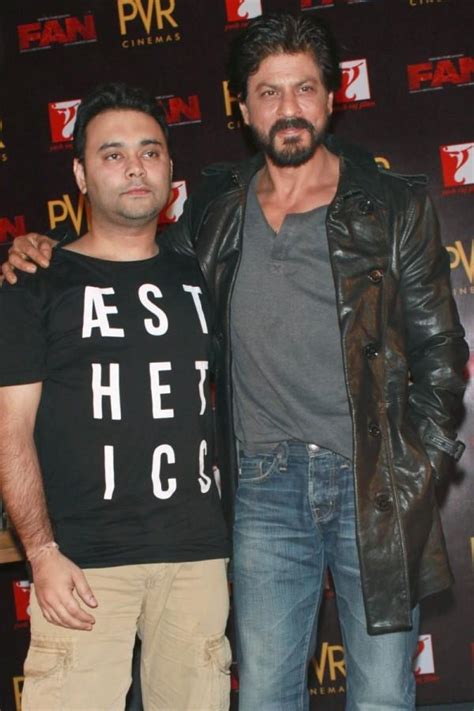 Shah Rukh Khan At Fan Anthem Launch Press Conference Photos Images