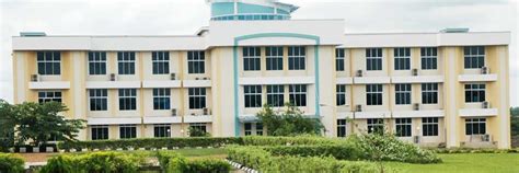 Bowen University courses and fees - Legit.ng