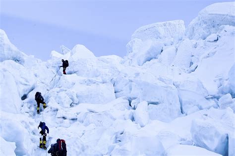 Khumbu Icefall - Elia Saikaly - Adventurer - Filmmaker - Speaker