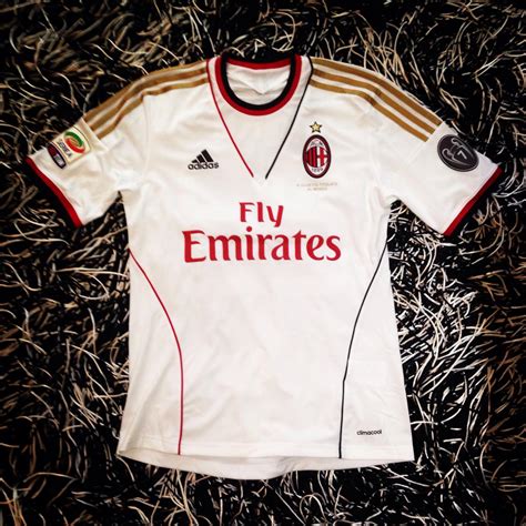 AC Milan Visitante Camiseta de Fútbol 2013 2014 Sponsored by Emirates