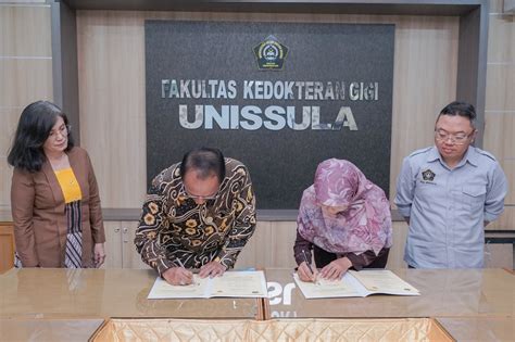 Fkg Unej Dan Fkg Unissula Tandatangani Kerjasama Mou Dalam Rangka Tri