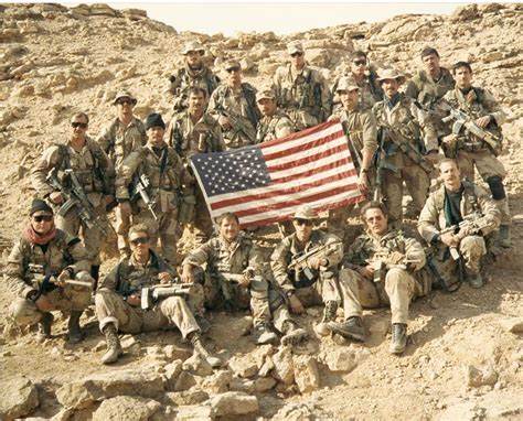 U.S. Special Forces group photo during the Gulf War (1991) : r ...