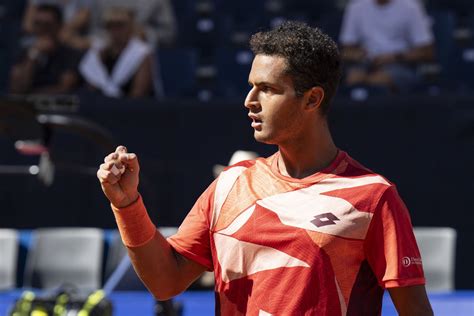 Juan Pablo Varillas Se Impone Al Argentino Bagnis En El Torneo Gstaad