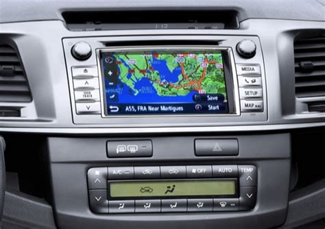 Autoradio Tactile Gps Android Et Carplay Sans Fil Toyota Hilux