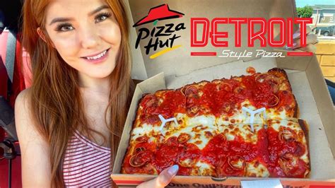 Asmr Pizza Hut New Detroit Style Pizza Crunchy Cheesy Pepperoni