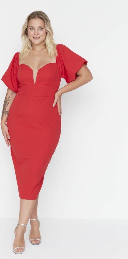 Trendyol Vrouwen Standaard Mouw Lieve Schat Bodycon Plus Size Jurk