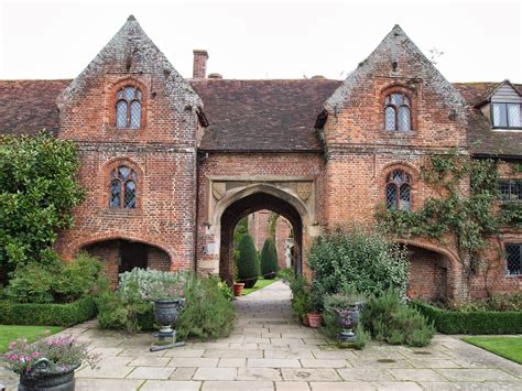 Inspirational Gardens in London. England and around the world ...