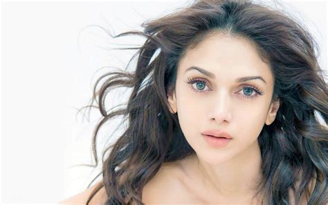 K Gq India Photoshoot Aditi Rao Hydari Hd Wallpaper Rare Gallery