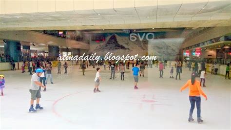 SM Mall Of Asia And SM Megamall S Ice Skating Rink CelebraTINg ExisTENce