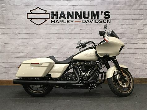 Harley Davidson Road Glide St White Sand Pearl Black Finish For