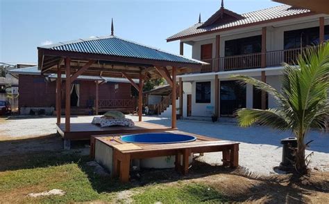 Homestay Di Pulau Redang © Letsgoholidaymy