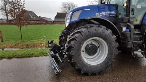 New Holland Joskin Euroliner Green Met New Holland T Hd In Blue