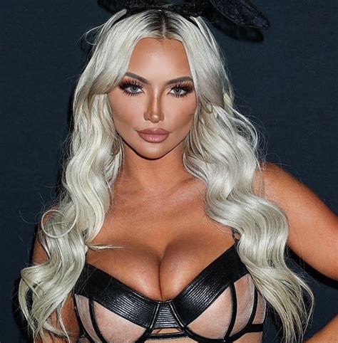 Lindsey Pelas Biography Age Wiki Net Worth Height Dating