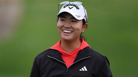 Rose Zhang Makes History Winning Lpga Event In Pro Debut Adding Fuel