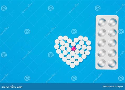 Heart Shaped Of White Pills On Stock Image Image Of Illness