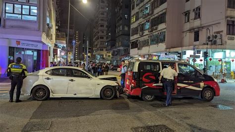 （有片）車cam直擊！長沙灣私家車疑遇查逃去 橫衝直撞殃及途人 香港 大公文匯網