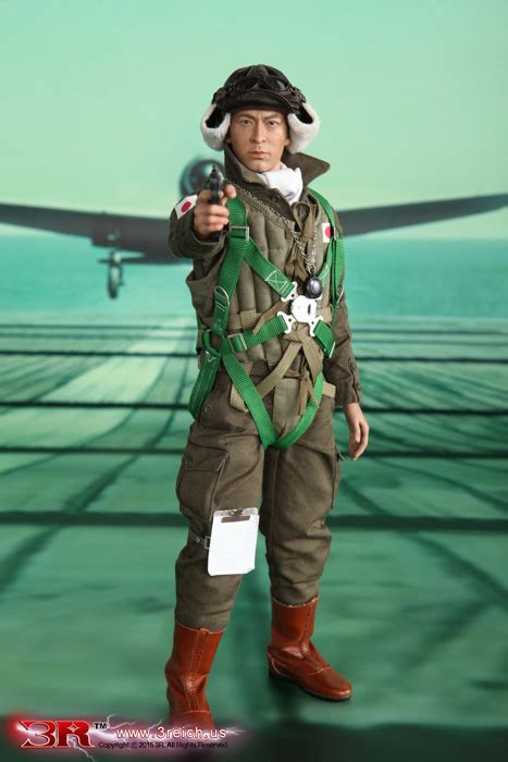 Kamikaze Pilot Uniform : Ww2 Kamikaze Pilot Uniforms Chiran Japan 26 05 ...