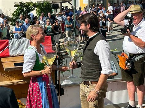 Winzerfest Poysdorf Ausnahmezustand In Der Weinstadt Mistelbach