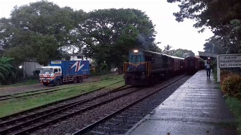 Sri Lanka Railway M8 848 Beliaththa Galle M7 806 Galle Beliaththa