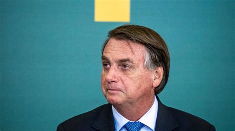 Corona In Brasilien Jair Bolsonaro Gelangweilt Ber Fragen Zu Corona