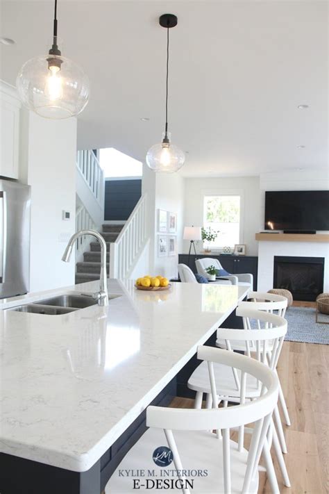 LG Minuet White Quartz With Gray Vein Countertop Pure White Walls