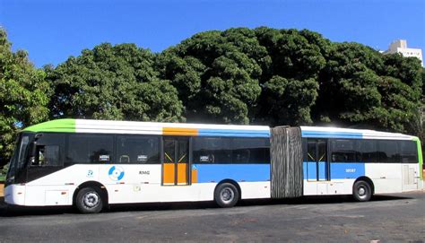 Novos ônibus reforçam operação do Eixo Anhanguera veja fotos