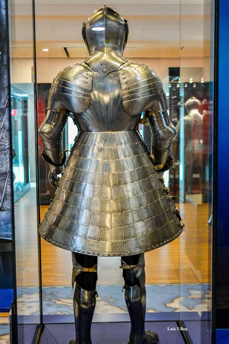 Foot Combat Armor of Henry VIII, showing rear of Tonlet. in 2025