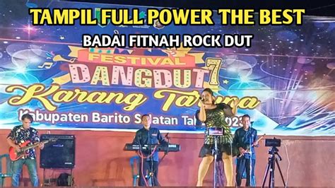 Badai Fitnah Rhoma Irama Cover Yunita Barbie Live Panggung Goyang