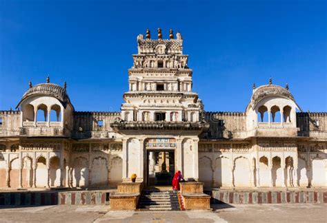 Raghunath Temple in Pushkar, India Stock Photo - Image of carved, dome: 30759732