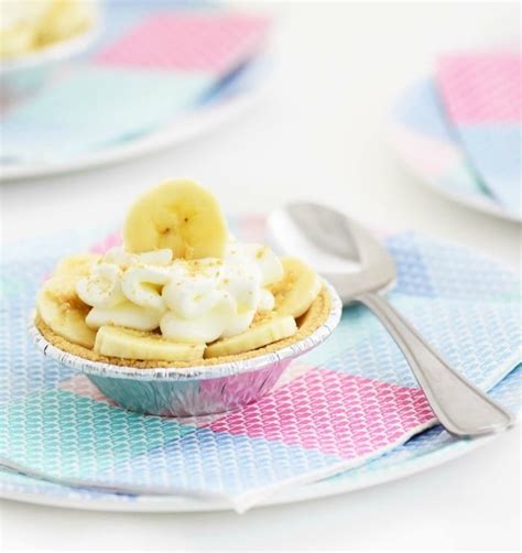 Mini Banana Cream Pies Recipe No Bake And Easy Sizzling Eats