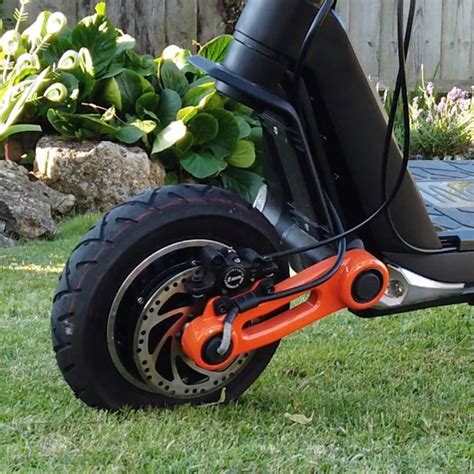 Best Long Range Electric Scooters 20 80 Miles August 2021