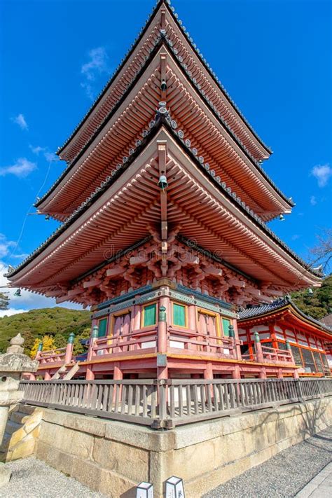 Templo De Kiyomizu De La Pagoda En Kyoto Jap N Imagen De Archivo