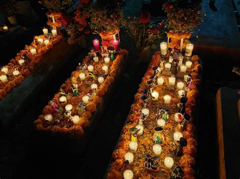 Group & private Tour for the Day of the Dead in Oaxaca