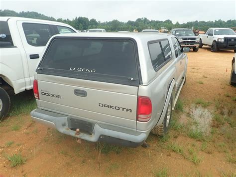 2004 Dodge Dakota Pickup Truck J M Wood Auction Company Inc