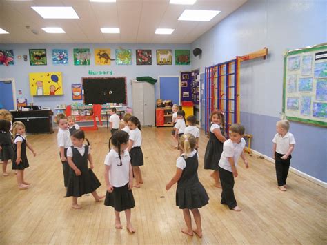 Pontyclun Primary School, Reception Class: indoor PE