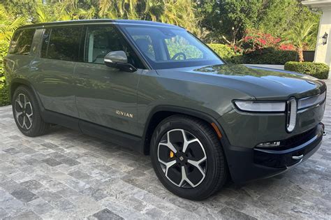 2023 Rivian R1s Launch Edition For Sale Cars And Bids