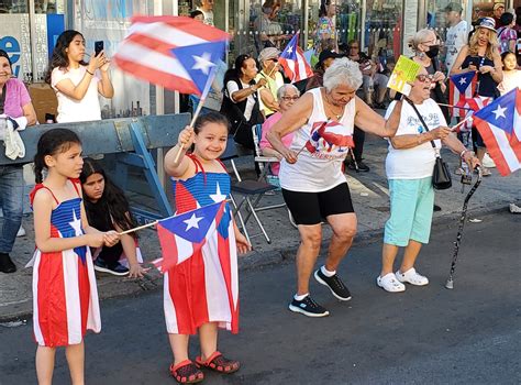 Neighborhood celebrates Puerto Rican culture - The Brooklyn Home Reporter