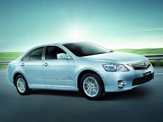 toyota camry hybrid  spec